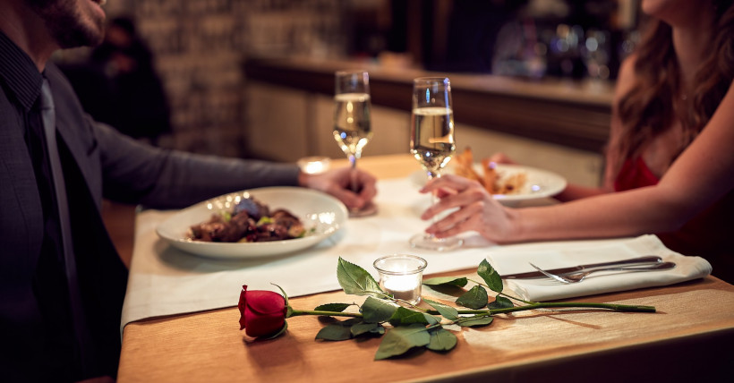 Destin's Best Spots for Valentine's Day